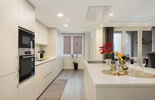 Se Apartment | Apartment 'Imperatriz Madeira' with Mountain View, Balcony and Wi-Fi