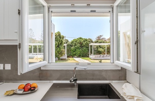 Kato Fellos Apartment | Apartment In A Hotel "Ow Andros Luxury Suites 2" with Mountain View, Private Terrace & Wi-Fi