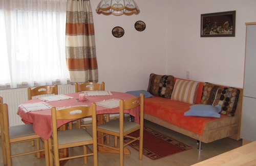 Pfarrwerfen Apartment | Apartment in a private house, at the foot of the Tennengebirge