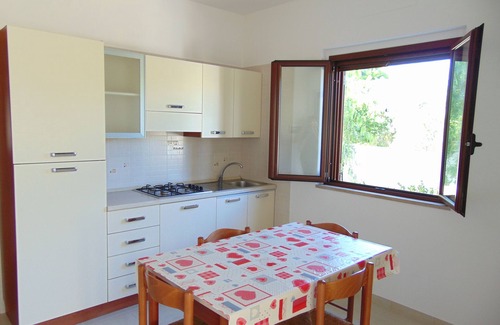 Defensola Apartment | Apartment in beautiful villa in Vieste, 200 m from the sea.