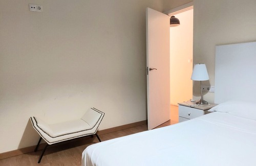 Sant Francesc Apartment | Apartment in bullring for families or long stay.