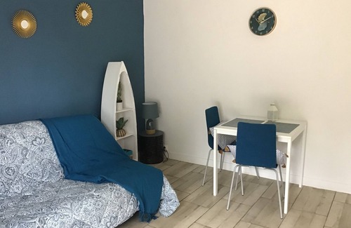 Quartier du vieux cimetiere Apartment | Apartment in Caen