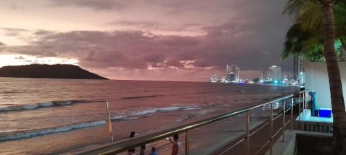 Zona Dorada Apartment | Apartment In Camino Al Mar with Amazing View of the Ocean, Beach and Swimming Pool, 2 Rooms