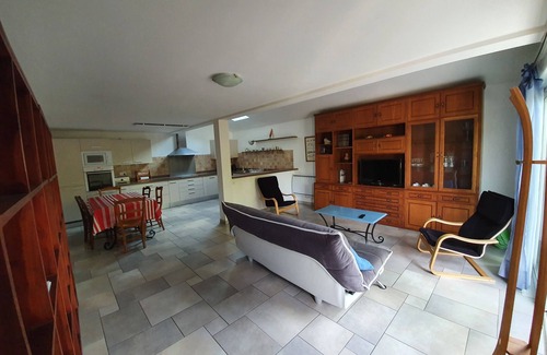 Biarritz Apartment | Apartment in detached house, quiet residential area "L'Orée du lac"