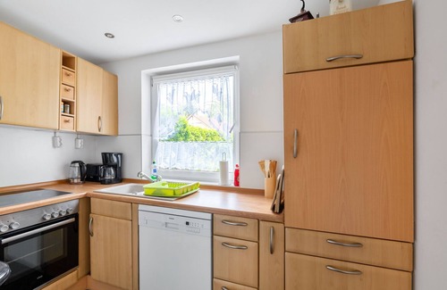 Gittersee Apartment | Apartment in Dresden with pool in the garden