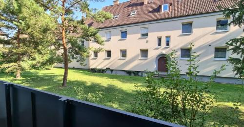 Fischamend Apartment | Apartment in Fischamend 2 Bedrooms - 3 Beds, Airport nearby