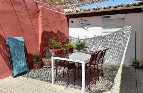 Vaison-la-Romaine Apartment | Apartment in the heart of Vaison la Romaine with magical view