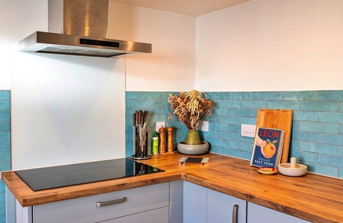 Porthleven Apartment | Apartment in harbour town of Porthleven, No Deposit