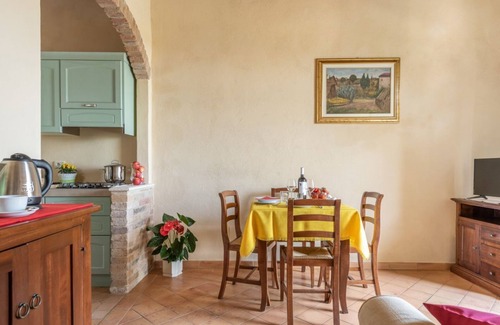 Siena Apartment | Apartment in historic Villa "GLI ARCHI": view & authentic hospitality in Siena