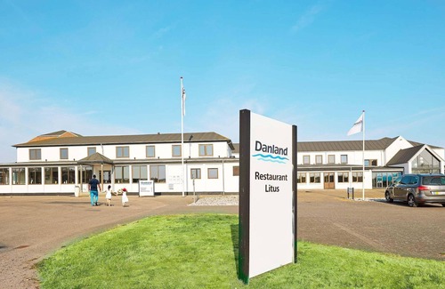 Sundhuse House | Apartment in Holiday Park in Vederso Klit