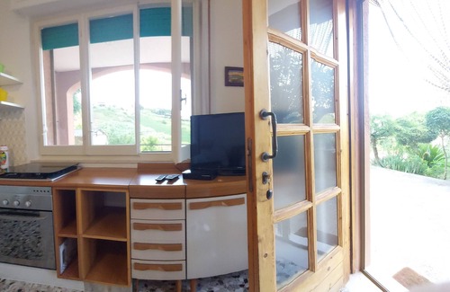 San Vito Chietino Apartment | Apartment in a farm house