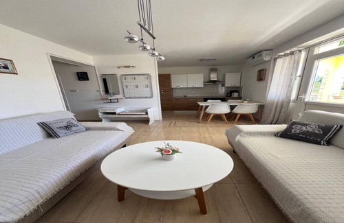 Kampor Apartment | Apartment in Kampor near Sandy Beach