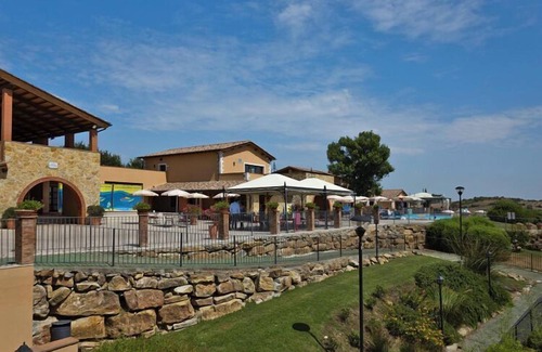 Magliano in Toscana Apartment | Apartment in Magliano with shower