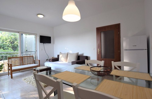 Mandre Apartment | Apartment in Mandre near the Sea
