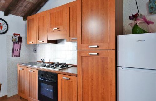 Massa Marittima House | Apartment in Massa Marittima with Pools