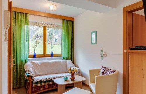 Matrei in Osttirol Apartment | Apartment in Matrei near Ski Slopes