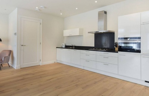 The Hague Center Apartment | Apartment in minimalist style near the city center