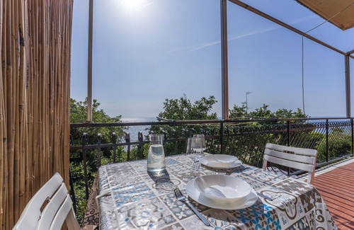 Recco Apartment | Apartment in Recco with 1 bedrooms sleeps 4