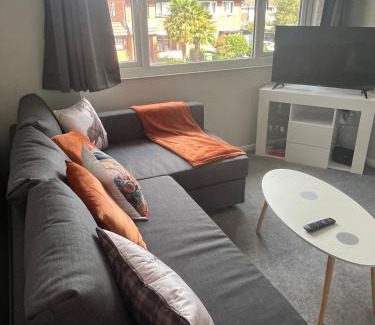 Rugeley Apartment | Apartment in Rugeley Trades and Visitors to Cannock Chase