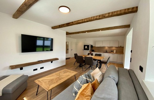 Saalfelden am Steinernen Meer Apartment | Apartment in Saalfelden near Ski Slopes