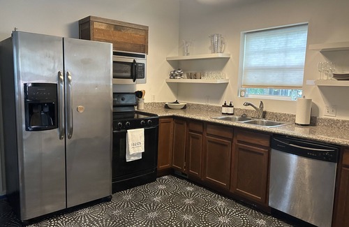 Commonwealth Apartment | Apartment in the Heart of Plaza Midwood Business District. Walk everywhere!