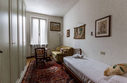 Old Town Apartment | Apartment in the historic center with private car parking
