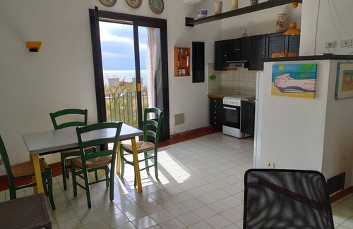 Marinella di Selinunte Apartment | Apartment in the center of the township 5 min from the park and 2 from the sea, Wi-Fi