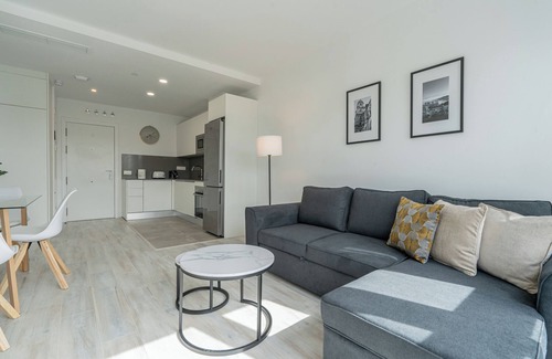 Palma-Palmilla Apartment | Apartment in the Luxury Torres de Martiricos