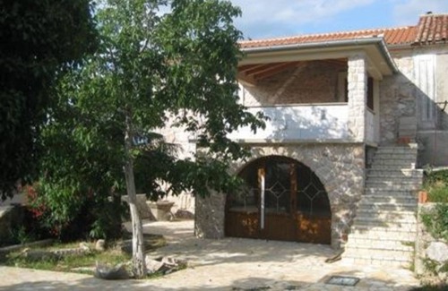Gabonjin Villa | Apartment in the stonehouse
