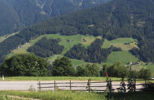 Santa Valburga Apartment | Apartment in the Ulten Valley Nikolaus