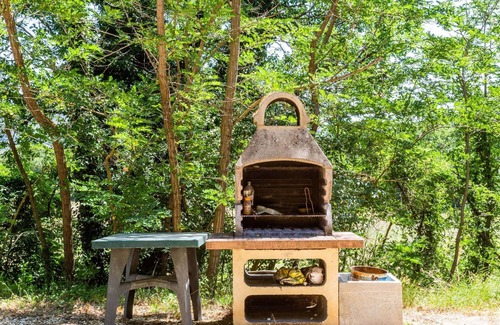 Casole d'Elsa Apartment | Apartment in Tuscany With Pool and Scenic Views