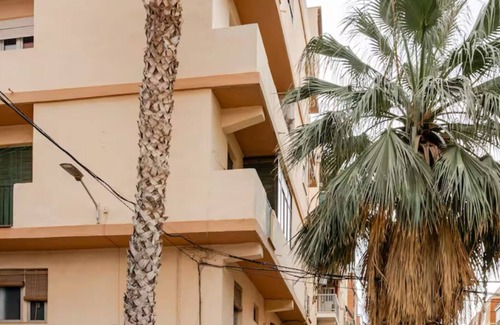 Marxalenes Apartment | Apartment in Valencia. near the center and the beach, ideal for your stay!