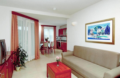 Veli Losinj Apartment | Apartment in Veli Lošinj by the Beach