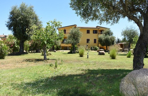 Lotzorai Apartment | Apartment in villa with garden to 5 minutes from the sandy beach