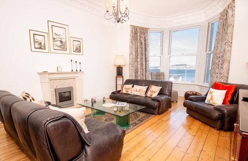 Newport-On-Tay Apartment | Apartment 'Invertay' Newport on Tay, 15 Minute Drive St Andrews Golf