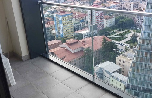 Batumi Apartment | apartment is available for rent on the seaside, has security. call 574111175