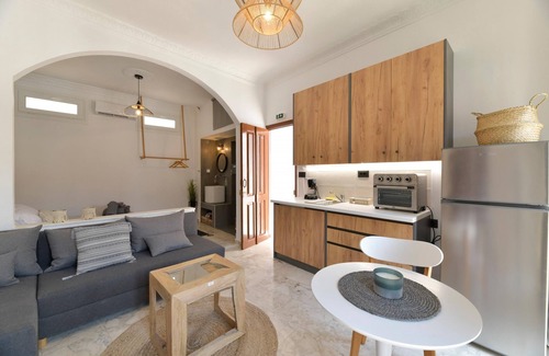 Symi Apartment | Apartment is located in Symis center