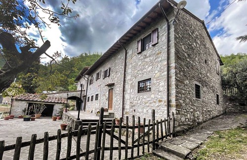 Barberino di Mugello Apartment | Apartment 'Il Cantuccio' with Shared Pool, Wi-Fi and Air Conditioning