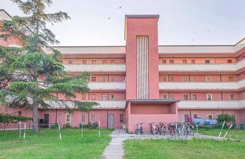 Lido delle Nazioni Apartment | Apartment in a complex with communal pool, near the beach.