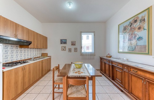 Santa Maria di Leuca Apartment | Apartment 'Trande' with Balcony, Wi-Fi and Air Conditioning