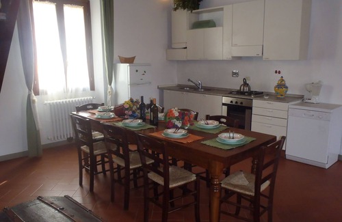 Serravalle Pistoiese Apartment | Apartment - aurora -