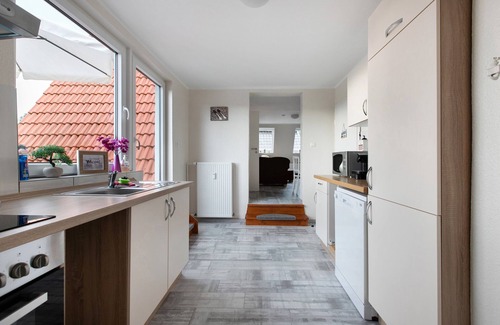 Norddeich Apartment | Apartment 'Janina' with Private Terrace, Balcony and Wi-Fi