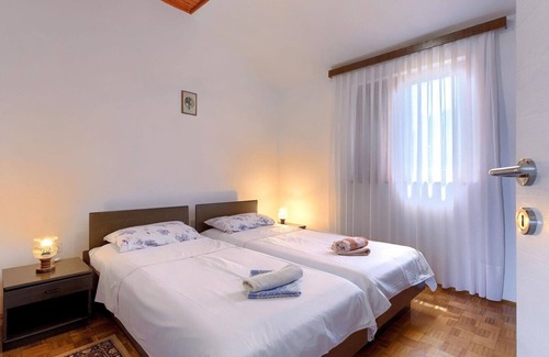 Crveni Vrh Apartment | Apartment Josip in Crveni Vrh