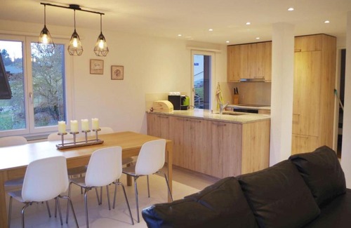 Saanenmoeser Apartment | Apartment Kleeblatt by Interhome