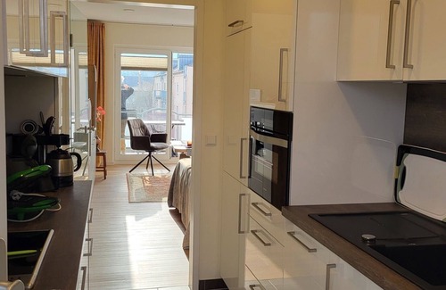 Bad Kreuznach Apartment | Apartment 'Klein' with Balcony and Wi-Fi