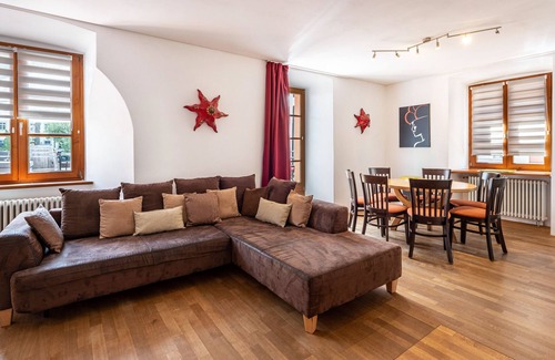 St. Blasien Apartment | Apartment 'Kloster Meister Haus 9' with Mountain View, Shared Terrace and Wi-Fi