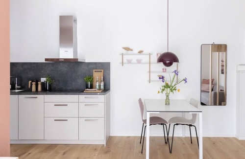 Bad St. Peter-Ording Apartment | Apartment 'Koje' with Balcony and Wi-Fi