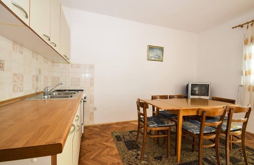 Vlasici Apartment | Apartment Komadina on the Island of Pag
