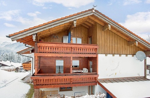 Untersalzberg II Apartment | Apartment "König" with Terrace, Wi-Fi, Garden & Mountain View