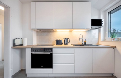Uelzen Apartment | Apartment 'Kroge' with Balcony and Wi-Fi